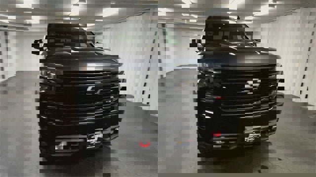 Used 2022 Chevrolet Silverado 1500 LT Trail Boss w/ LT Trail Boss Premium Package image 3