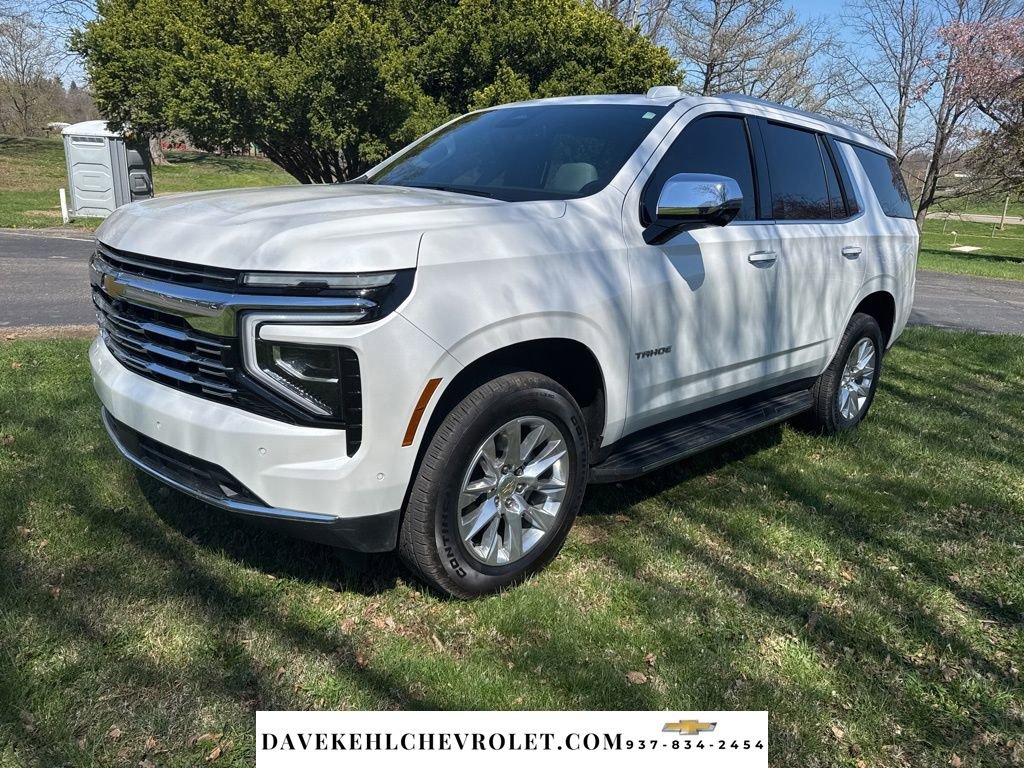 Used 2025 Chevrolet Tahoe Premier AWD/4WD image 1