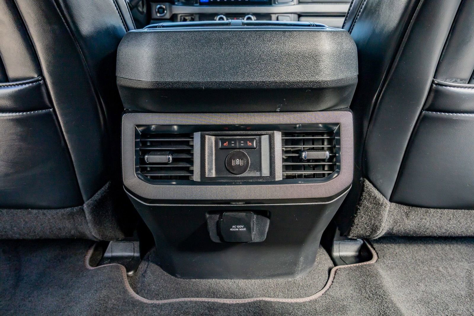 Used 2025 Ford F450 Platinum w/ FX4 Off-Road Package AWD/4WD image 33