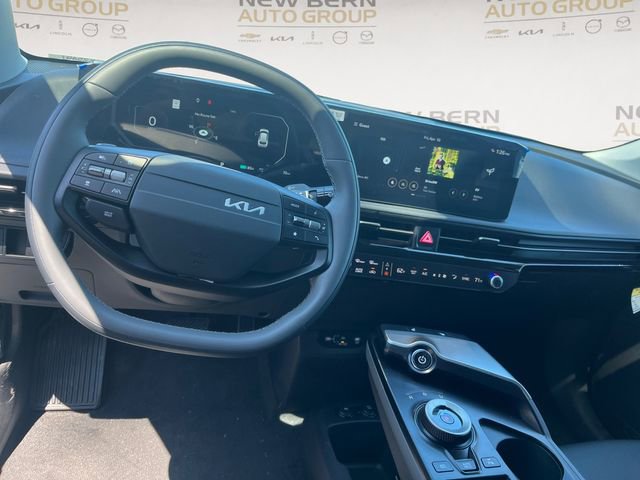 New 2025 Kia EV6 Light image 10