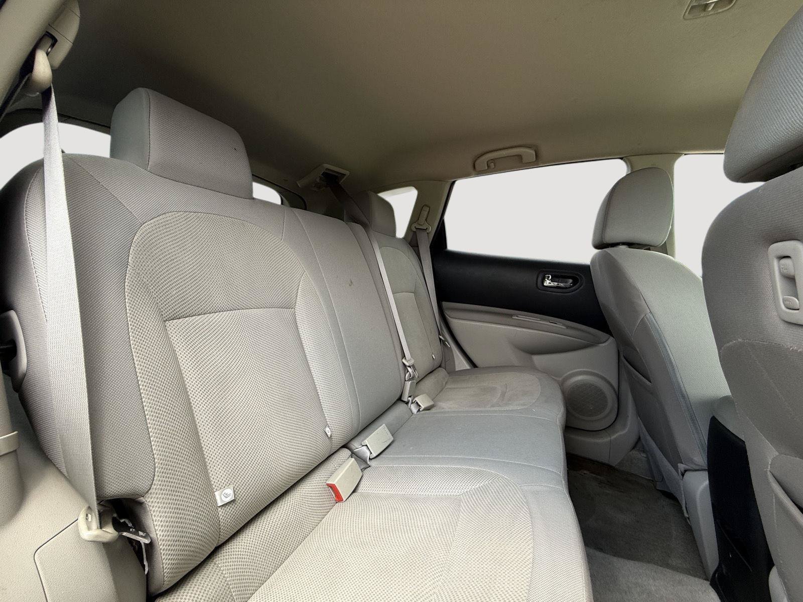 Used 2013 Nissan Rogue S w/ Special Edition Pkg FWD image 23