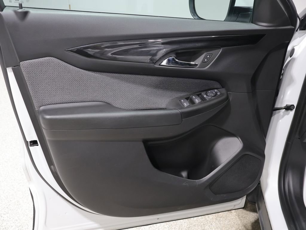 Used 2025 Chevrolet TrailBlazer LT AWD/4WD image 13