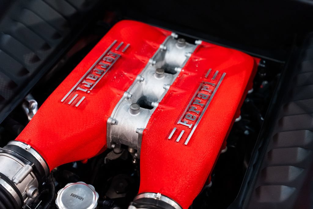Used 2010 Ferrari 458 Italia Coupe RWD image 19