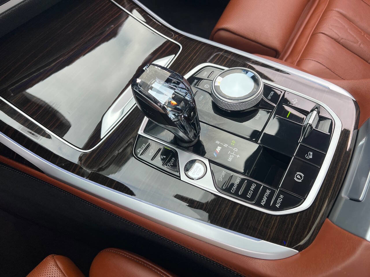 Used 2021 BMW X7 M50i w/ Executive Package image 14