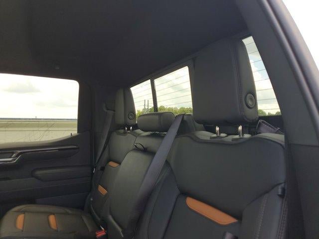 New 2026 GMC Sierra 1500 AT4 w/ Technology Package AWD/4WD image 11
