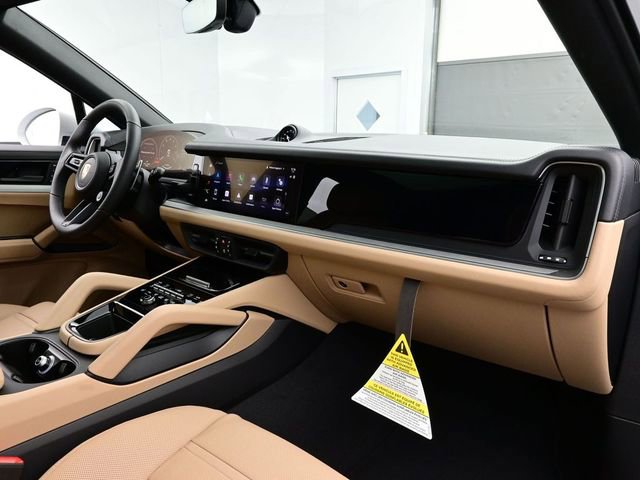 New 2026 Porsche Cayenne Coupe image 19