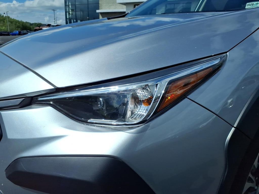 Used 2024 Subaru Crosstrek 2.0i Premium w/ Crosstrek Mirror Package AWD/4WD image 11