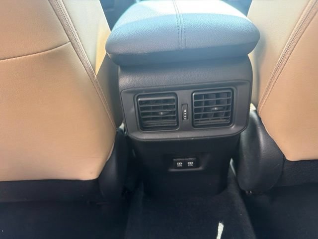 Used 2020 Toyota RAV4 XLE Premium AWD/4WD image 34