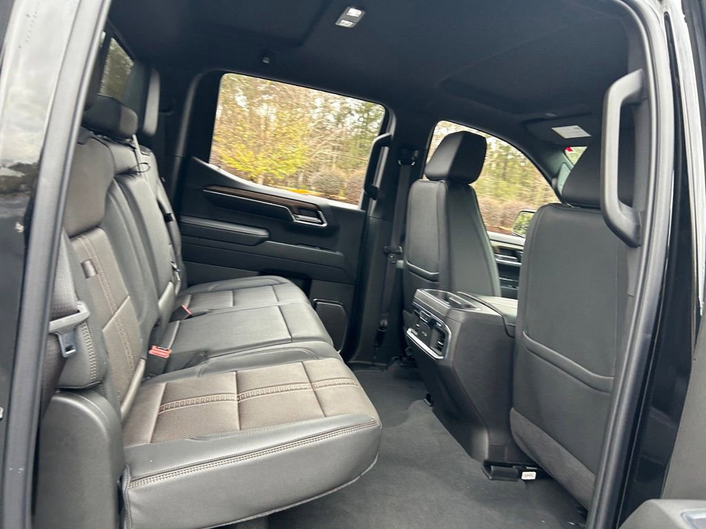 Used 2024 Chevrolet Silverado 1500 High Country image 46