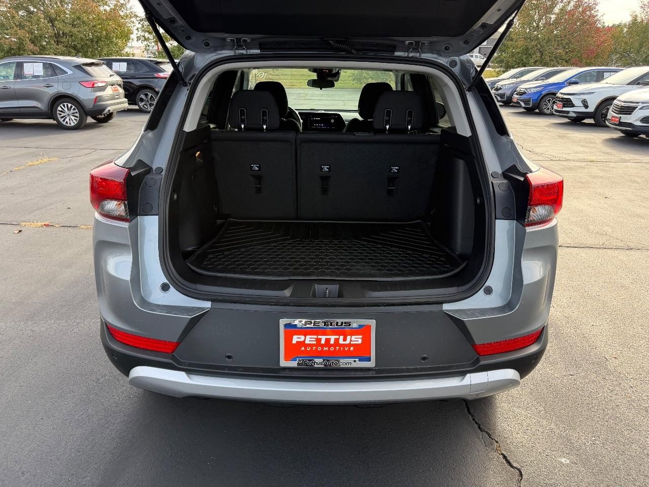 Used 2025 Chevrolet TrailBlazer LT w/ LT Cold Weather Package image 5