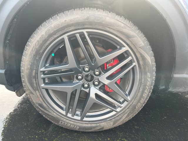 Used 2026 Ford Explorer ST-Line w/ ST-Line Street Pack AWD/4WD image 32
