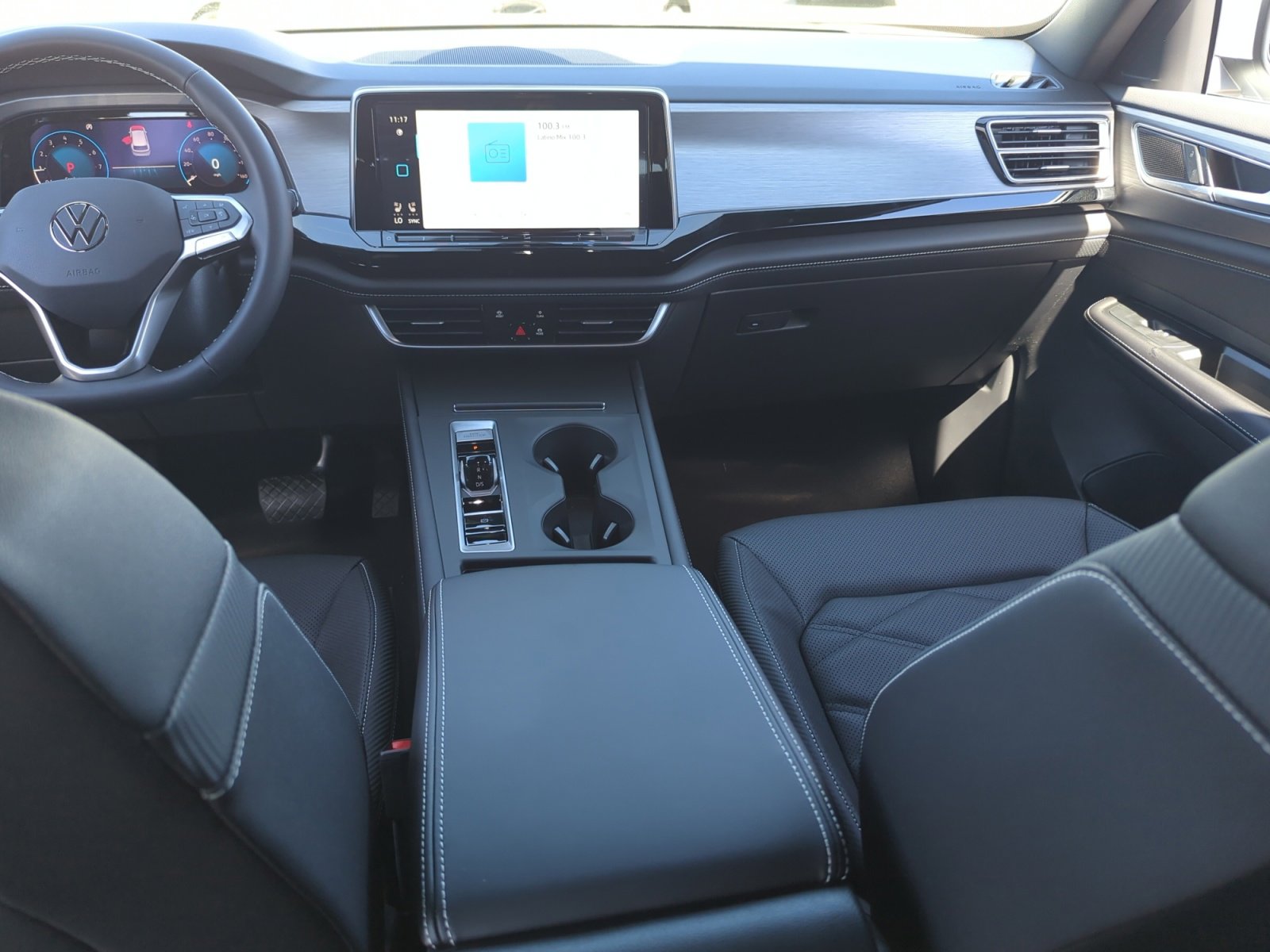 New 2026 Volkswagen Atlas Cross Sport SE image 19