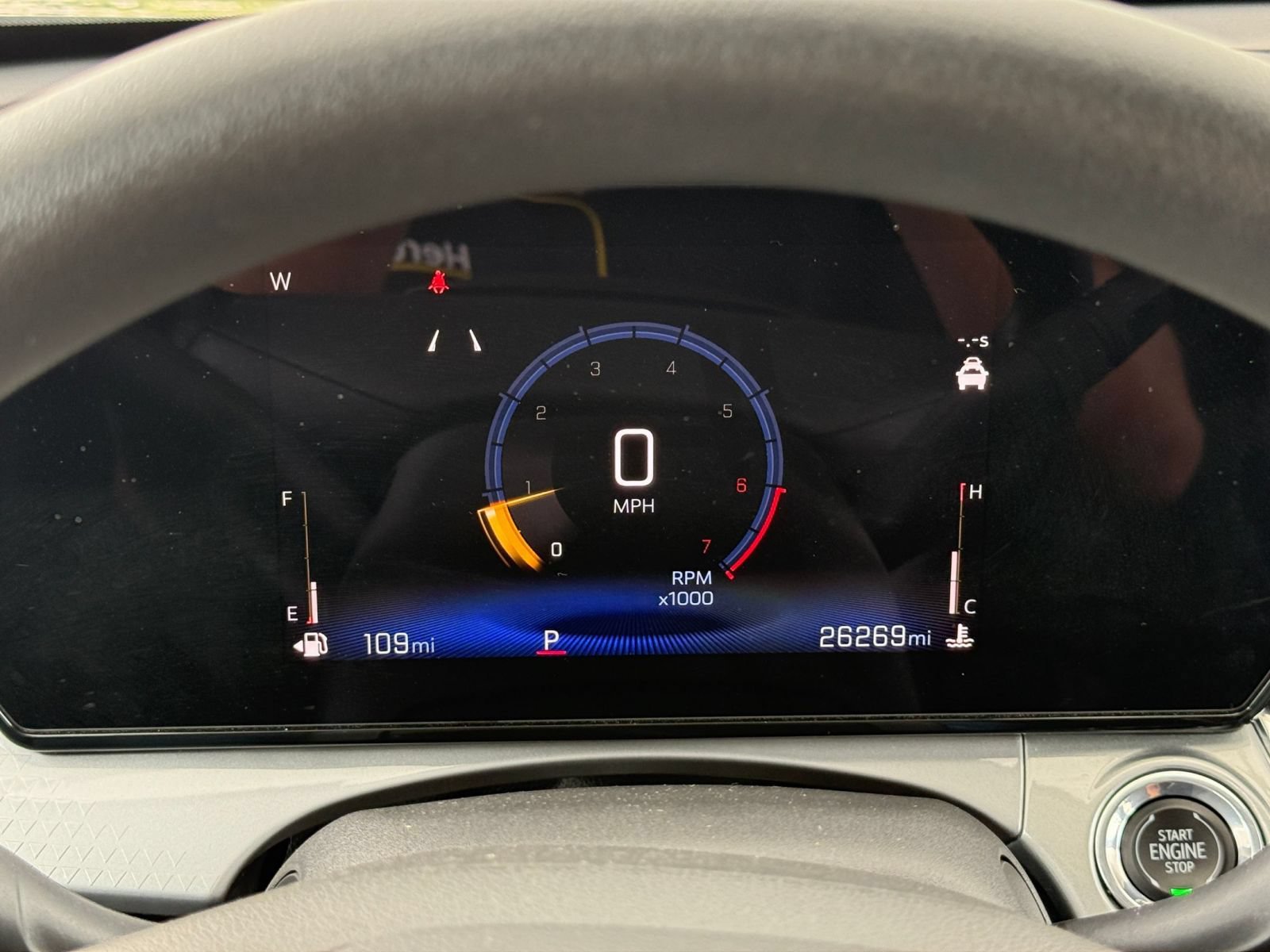 Used 2025 Chevrolet Trax LT FWD image 40