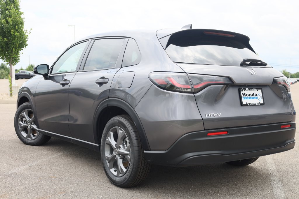 New 2027 Honda HR-V LX image 4