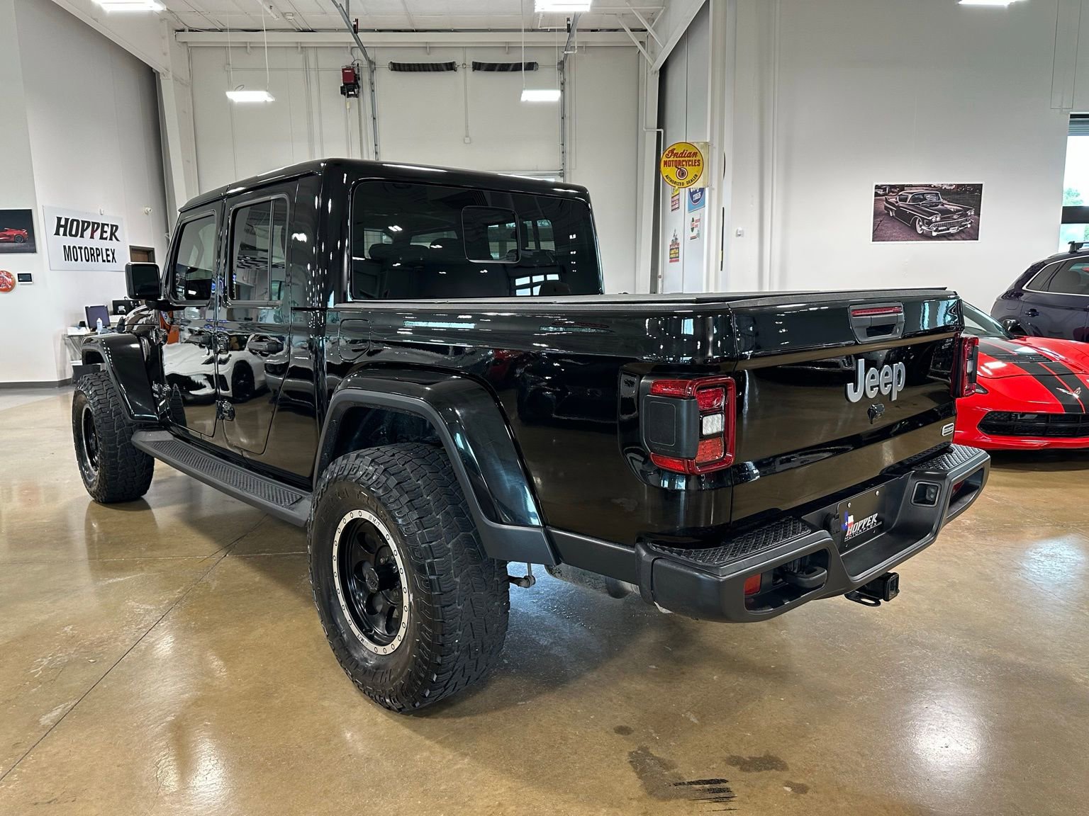Used 2021 Jeep Gladiator Overland w/ Popular Equipment Package AWD/4WD image 6