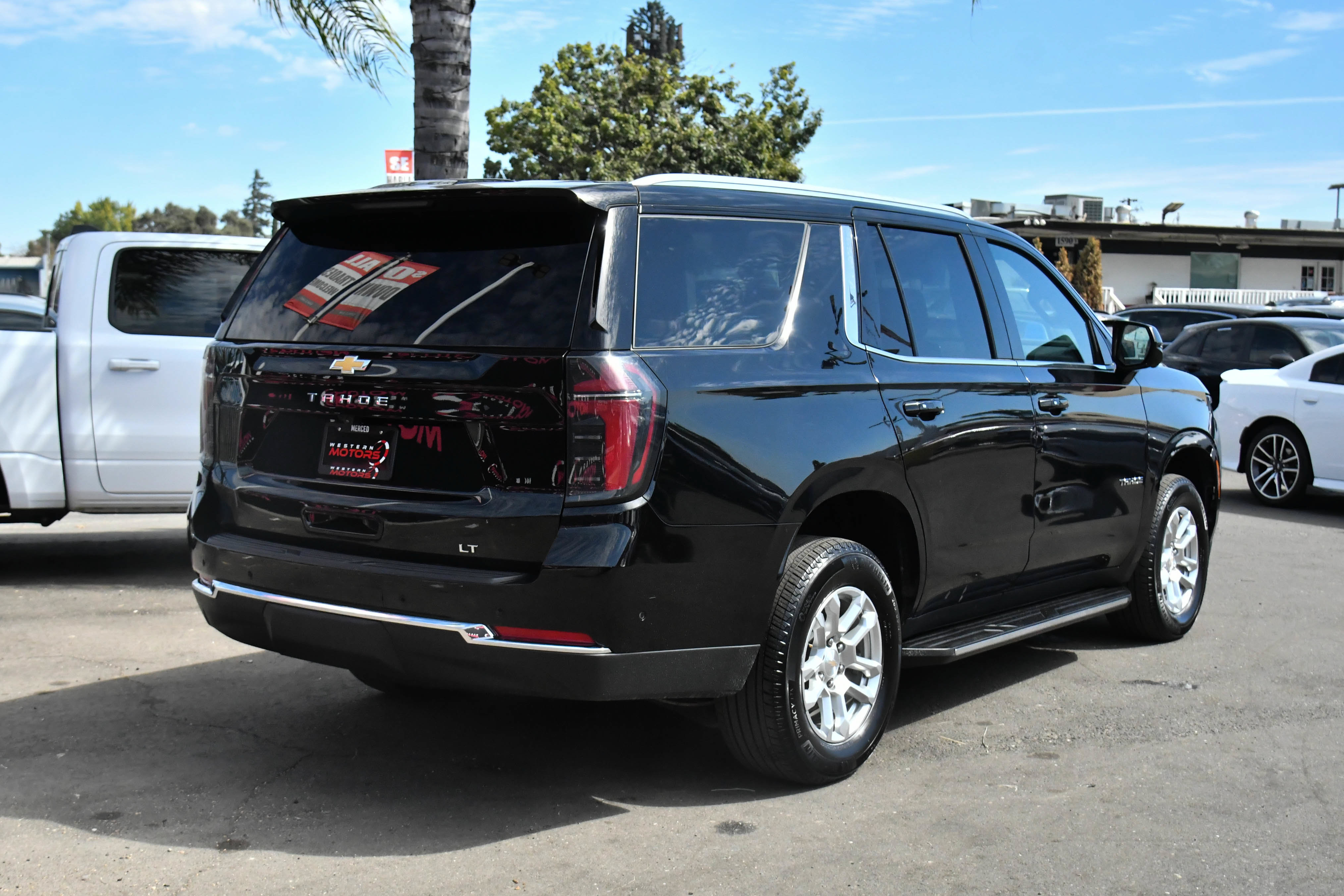 Used 2025 Chevrolet Tahoe LT AWD/4WD image 8