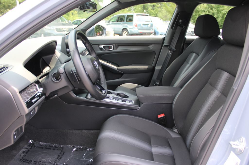 Used 2024 Honda Civic Sport image 11