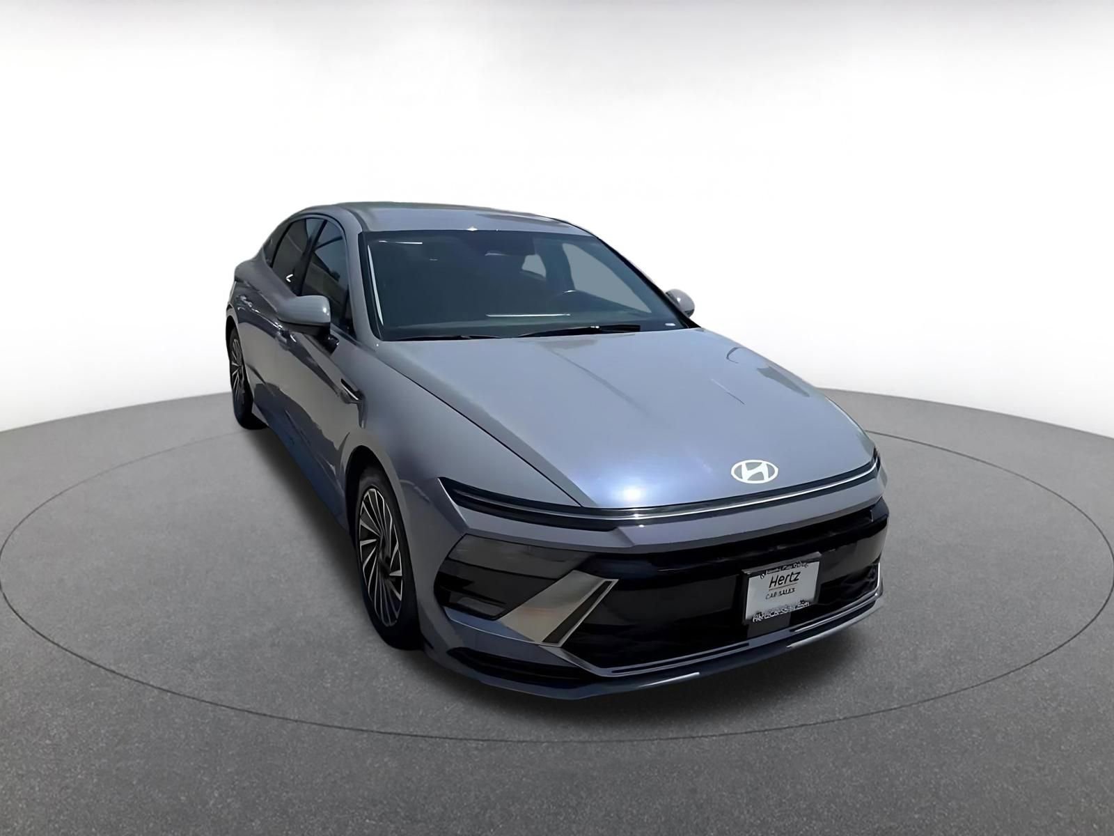 Used 2025 Hyundai Sonata SEL FWD image 3