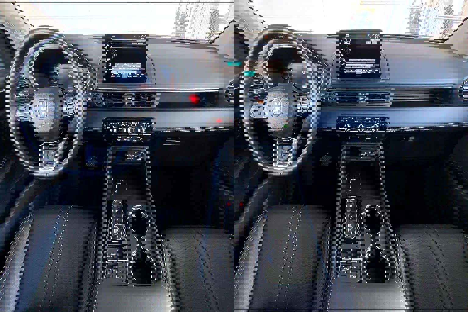 Used 2023 Honda Pilot Elite image 16