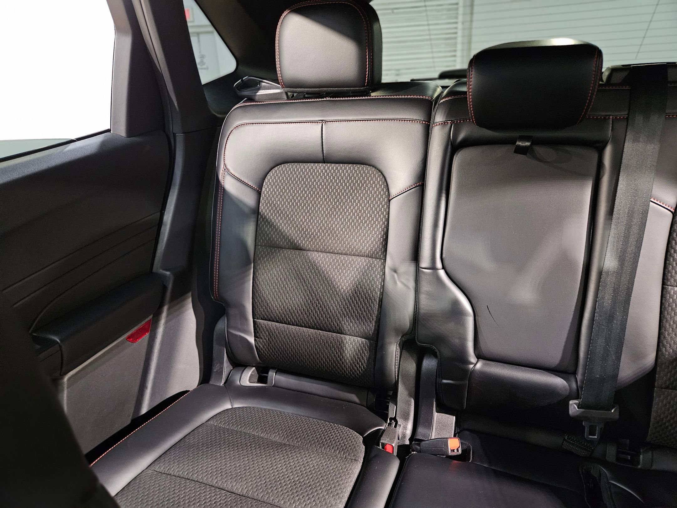 Used 2024 Ford Escape ST-Line AWD/4WD image 12