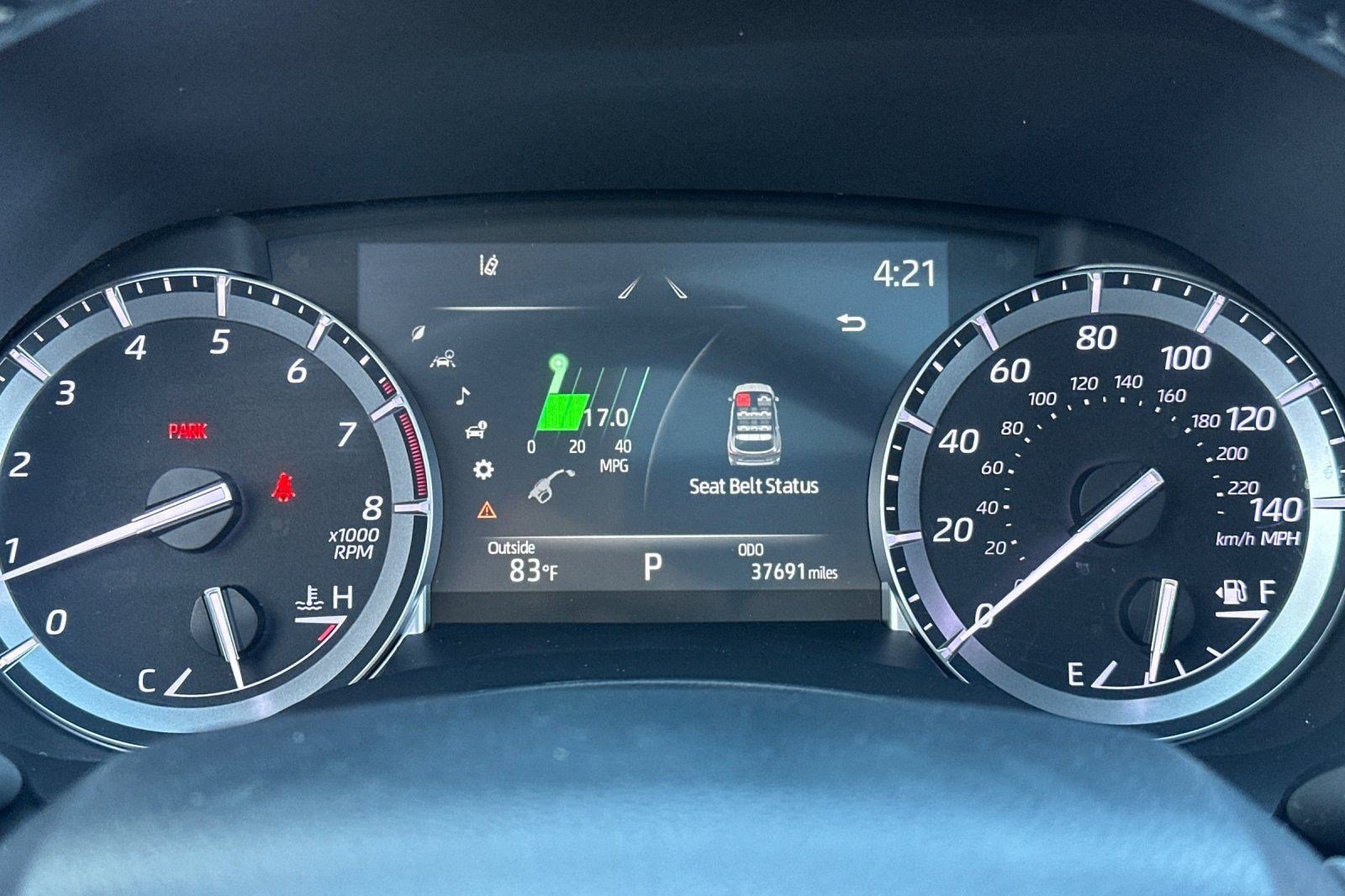 Used 2022 Toyota Highlander XLE AWD/4WD image 24