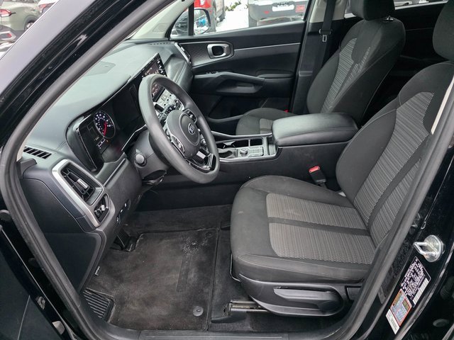 Used 2021 Kia Sorento LX image 15