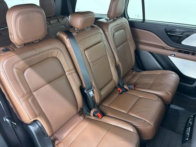 Used 2020 Lincoln Aviator Reserve w/ Equipment Group 201A AWD/4WD image 24