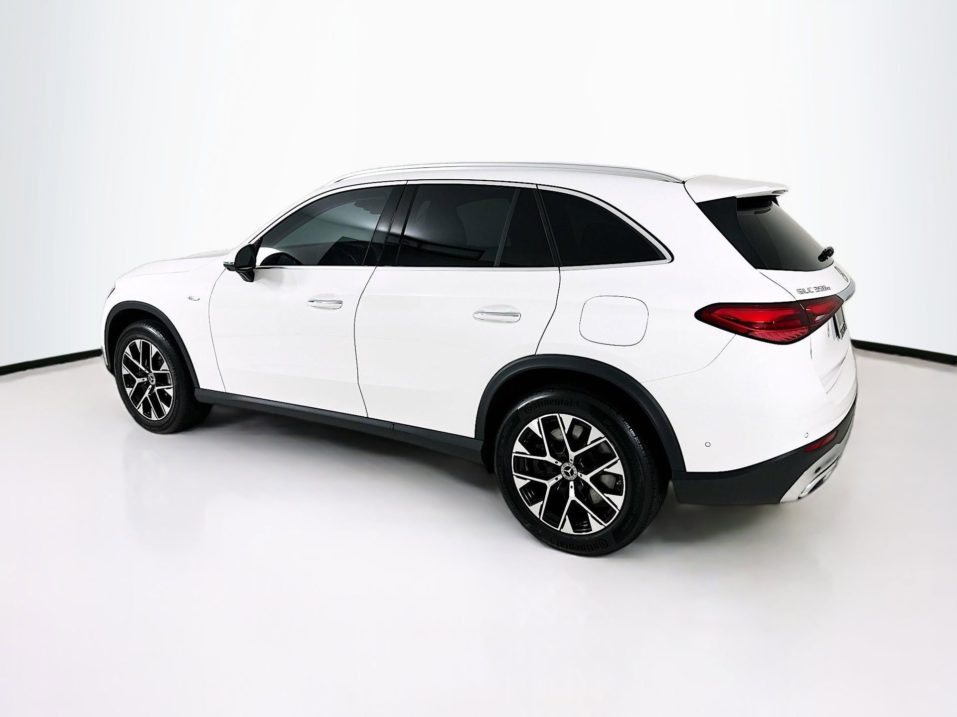 Certified 2025 Mercedes-Benz GLC 350e 4MATIC image 6