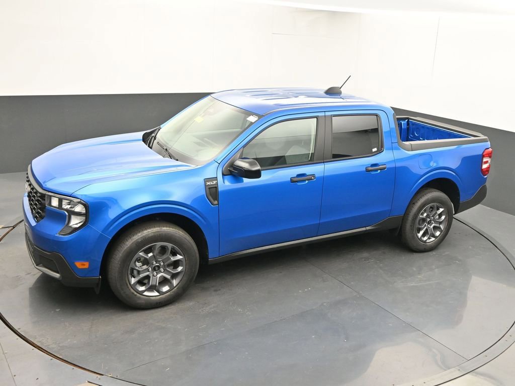 New 2025 Ford Maverick XLT w/ XLT Luxury Package image 39