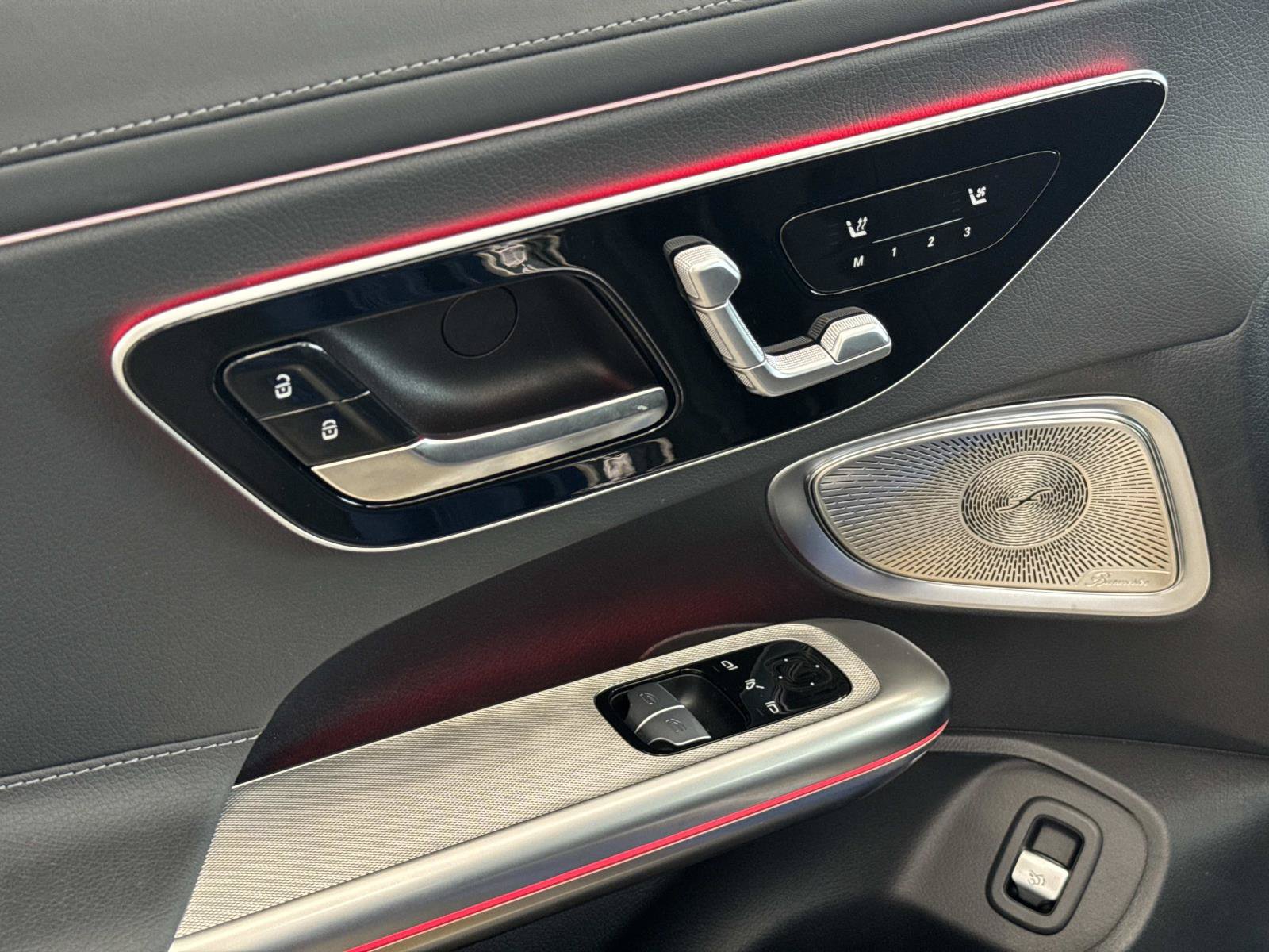 Certified 2024 Mercedes-Benz CLE 300 4MATIC Coupe w/ AMG Line image 5