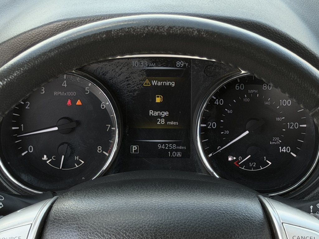 Used 2016 Nissan Rogue SL AWD/4WD image 16