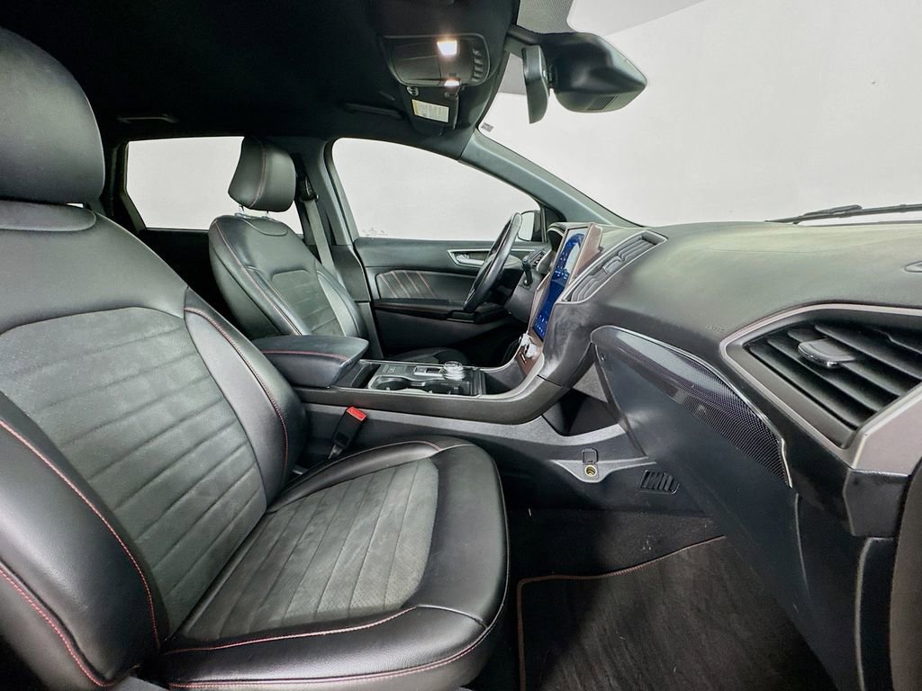 Used 2021 Ford Edge ST-Line FWD image 34