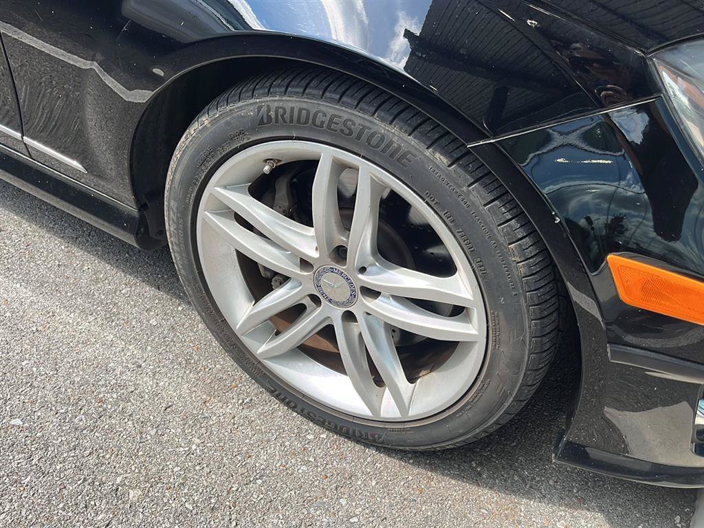Used 2014 Mercedes-Benz C 300 4MATIC Sedan image 7