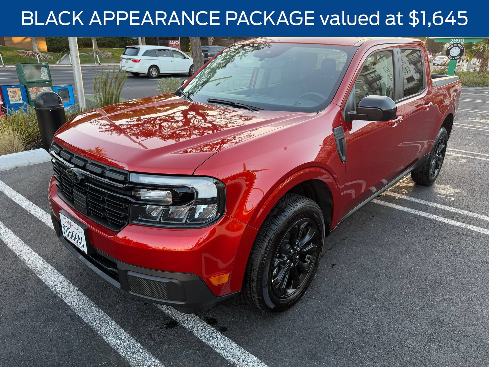 Used 2024 Ford Maverick Lariat w/ Black Appearance Package FWD image 4