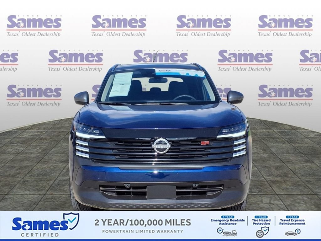 Used 2025 Nissan Kicks SR FWD image 2