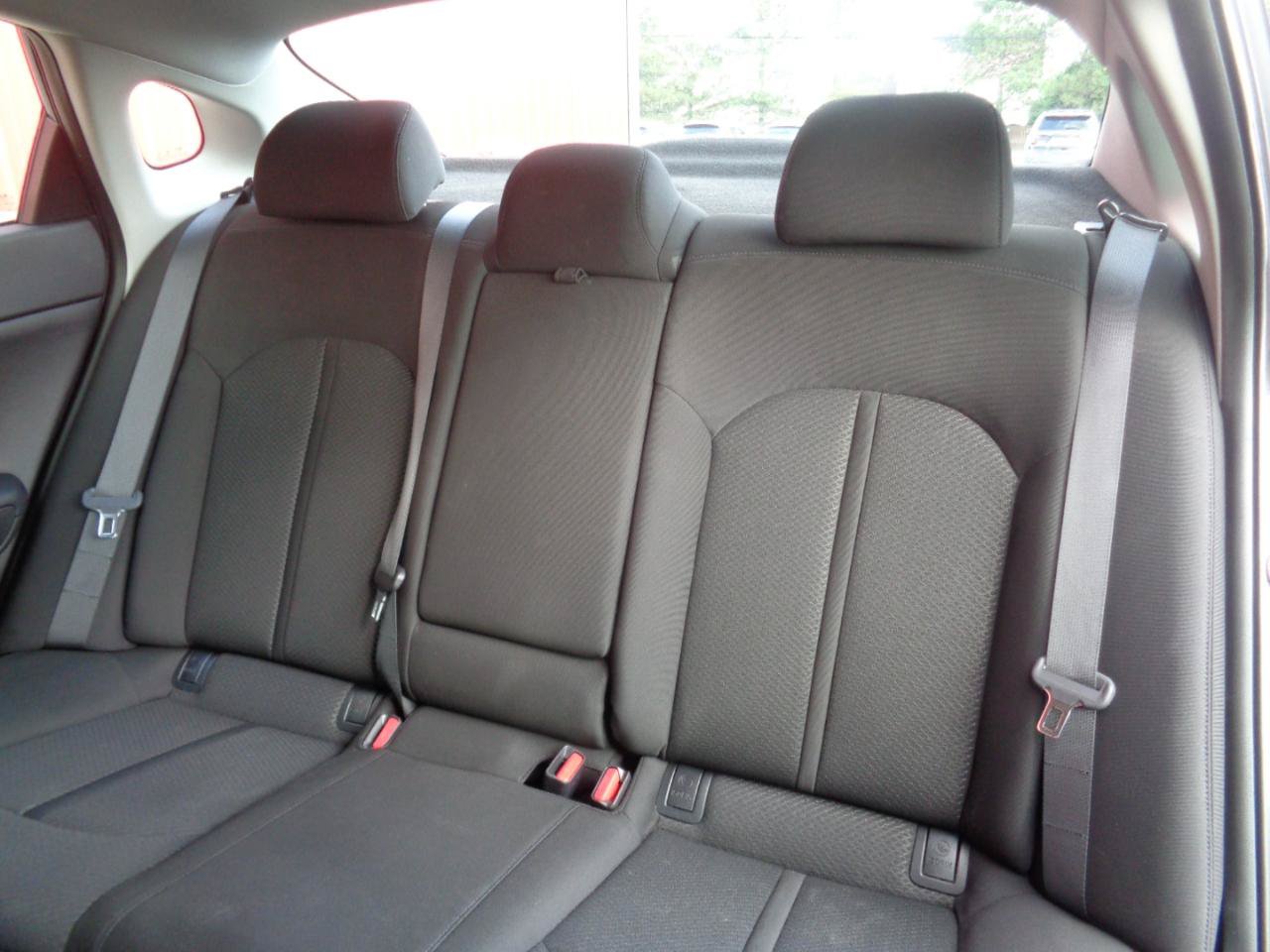 Used 2016 Kia Optima LX FWD image 8