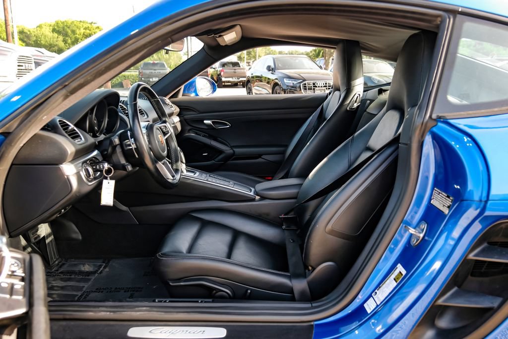 Used 2017 Porsche 718 Cayman RWD image 27