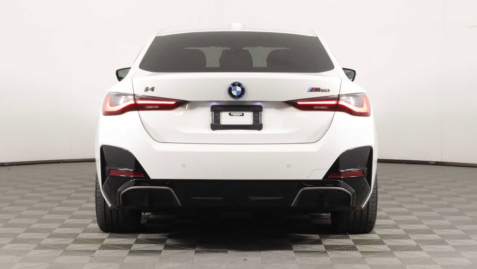 Used 2022 BMW i4 M50 w/ Premium Package AWD/4WD image 5