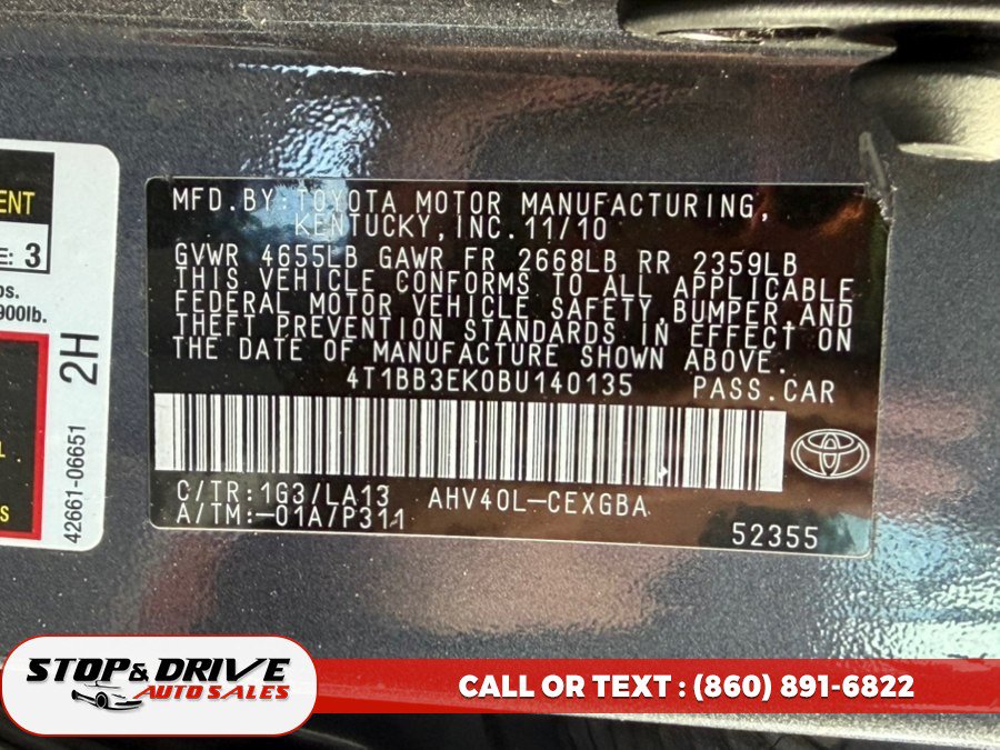 Used 2011 Toyota Camry Hybrid w/ Leather Pkg FWD image 17