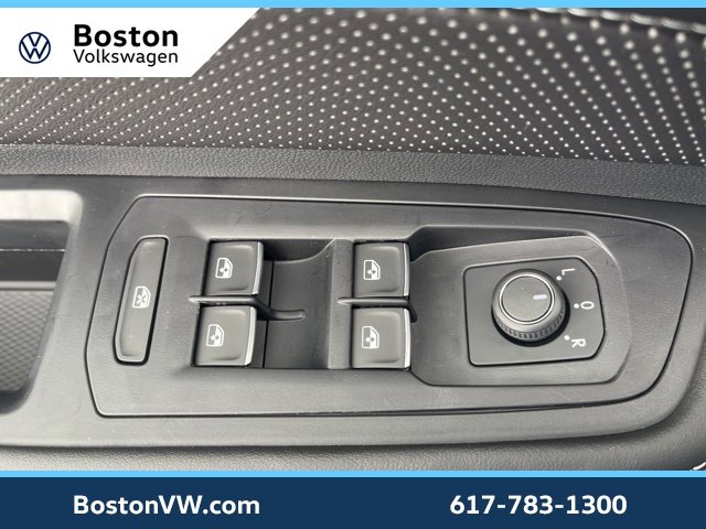 New 2025 Volkswagen Atlas Cross Sport SE image 28