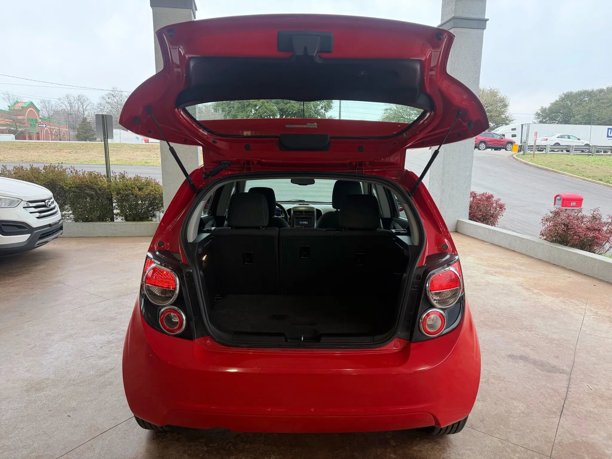 Used 2014 Chevrolet Sonic LT image 20