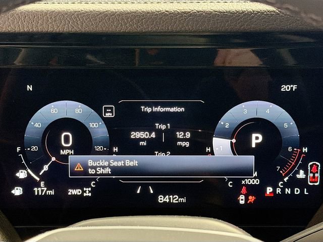 Used 2025 GMC Yukon XL Denali image 12