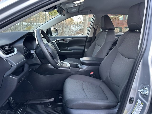 Used 2024 Toyota RAV4 XLE image 19