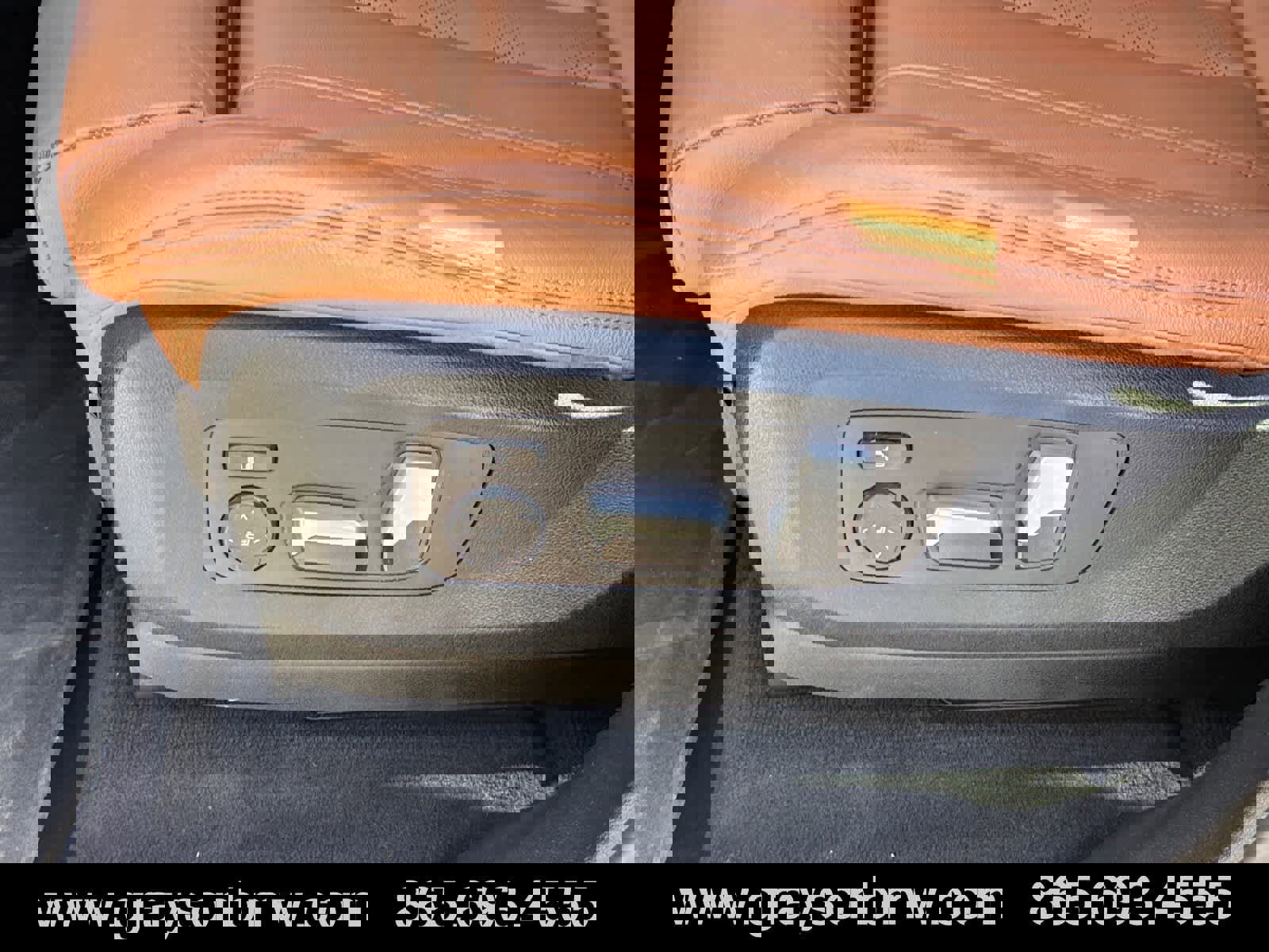 Used 2021 BMW X7 xDrive40i w/ Executive Package image 13