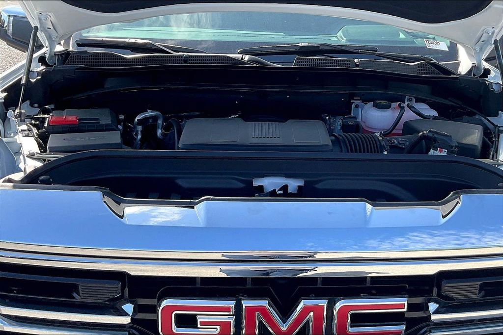 New 2026 GMC Sierra 1500 SLT w/ SLT Premium Package image 12