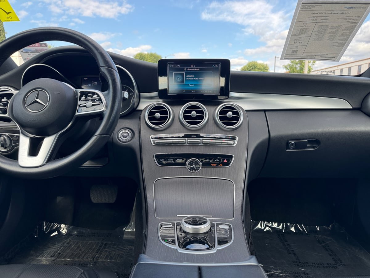 Used 2019 Mercedes-Benz C 300 Sedan w/ Premium Package image 15