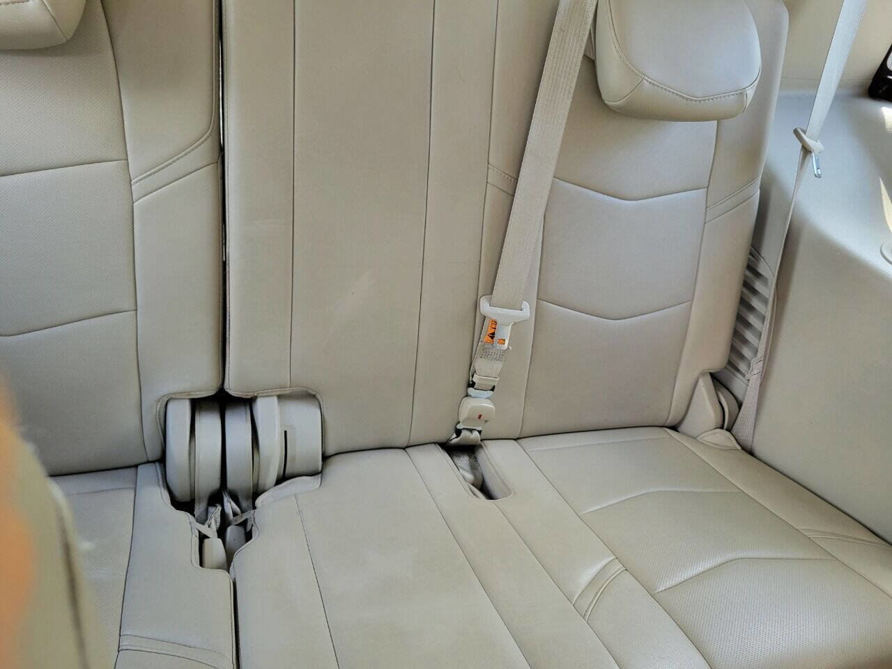 Used 2015 Cadillac Escalade Luxury RWD image 13
