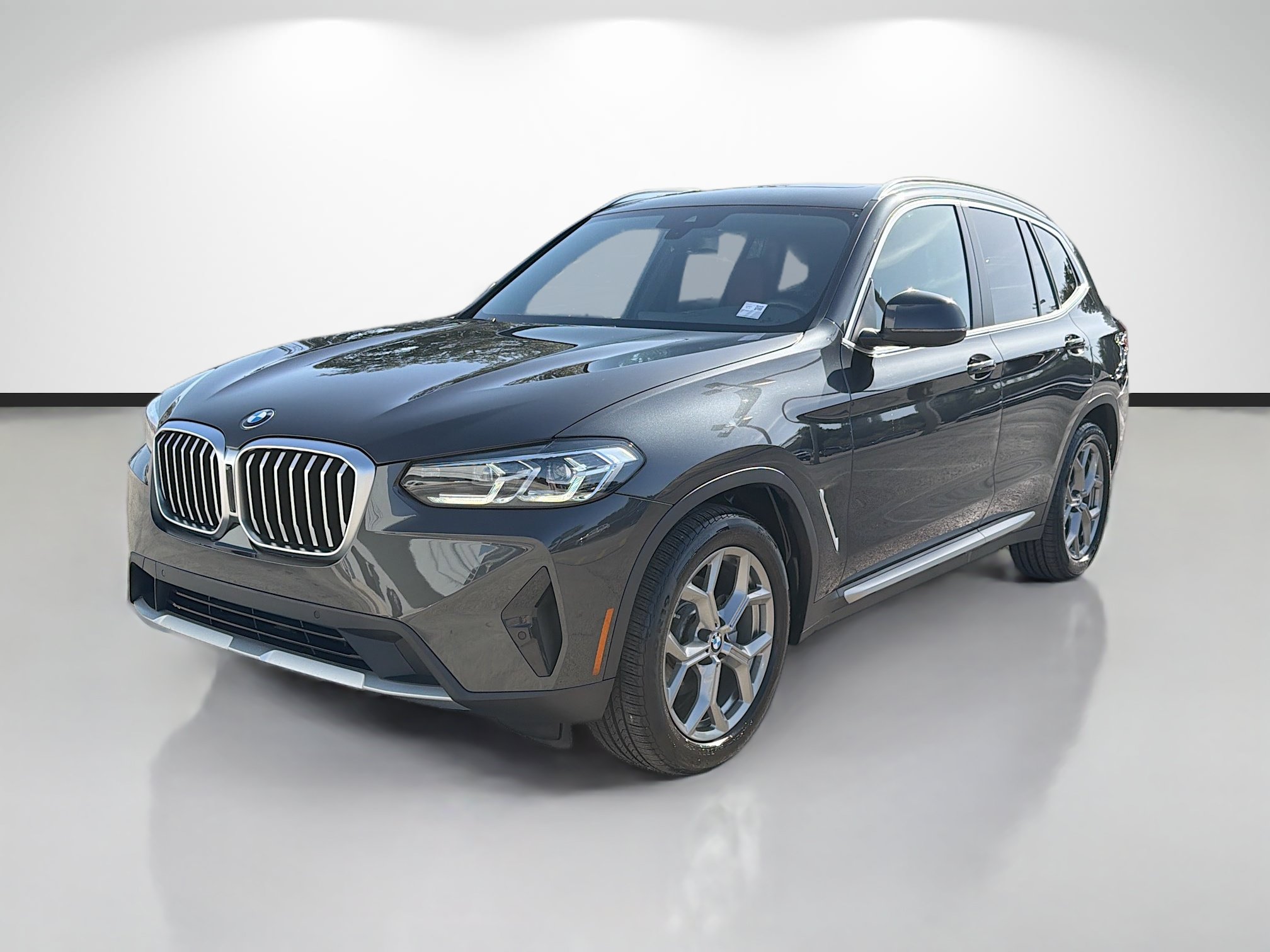 Used 2024 BMW X3 sDrive30i w/ Convenience Package RWD image 7