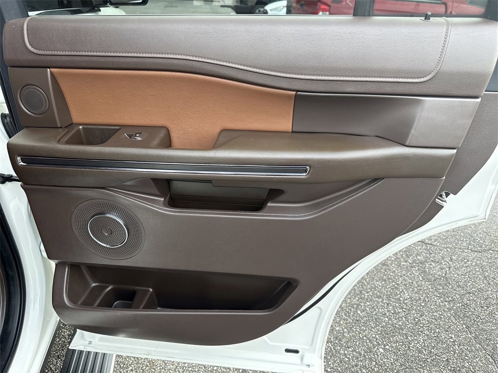 Used 2022 Ford Expedition King Ranch image 17