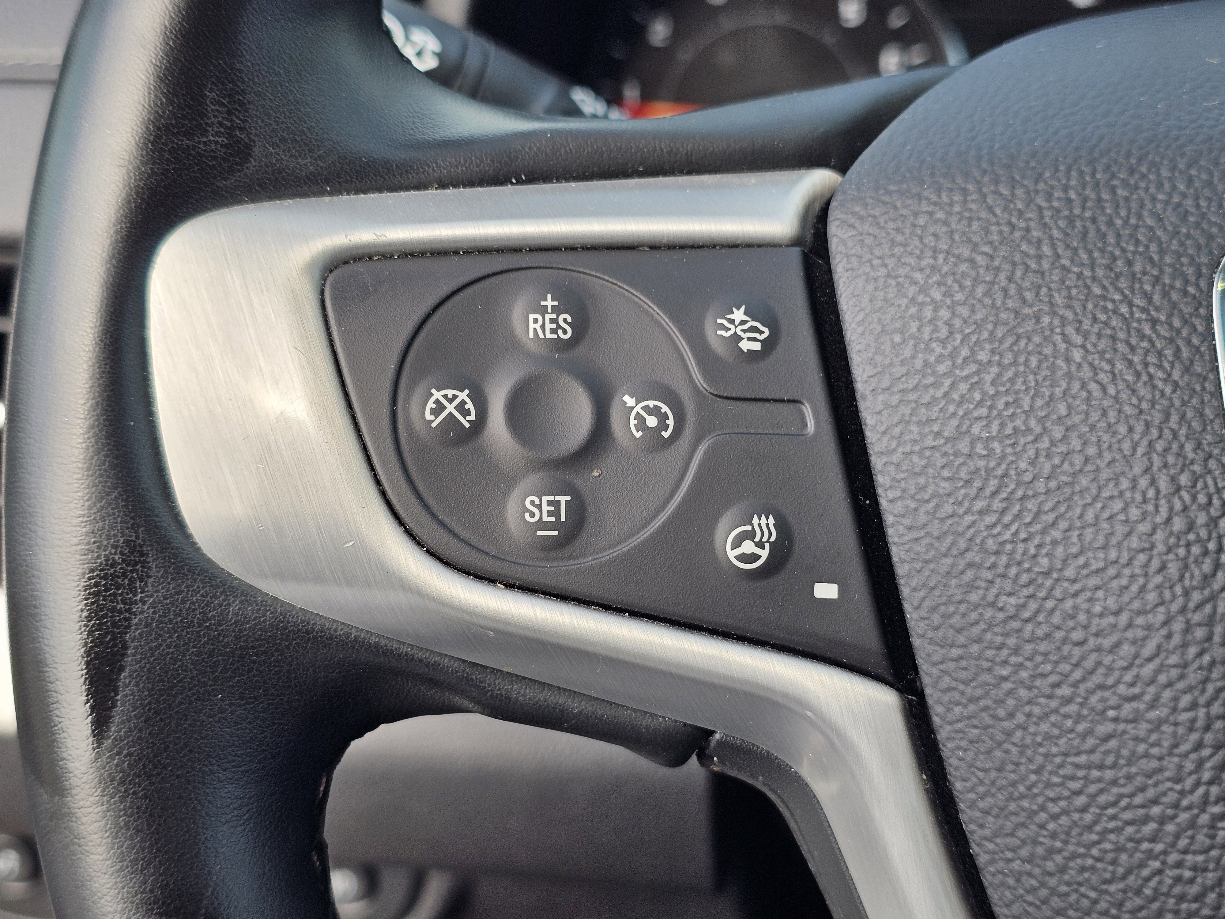 Used 2024 GMC Terrain SLT image 20